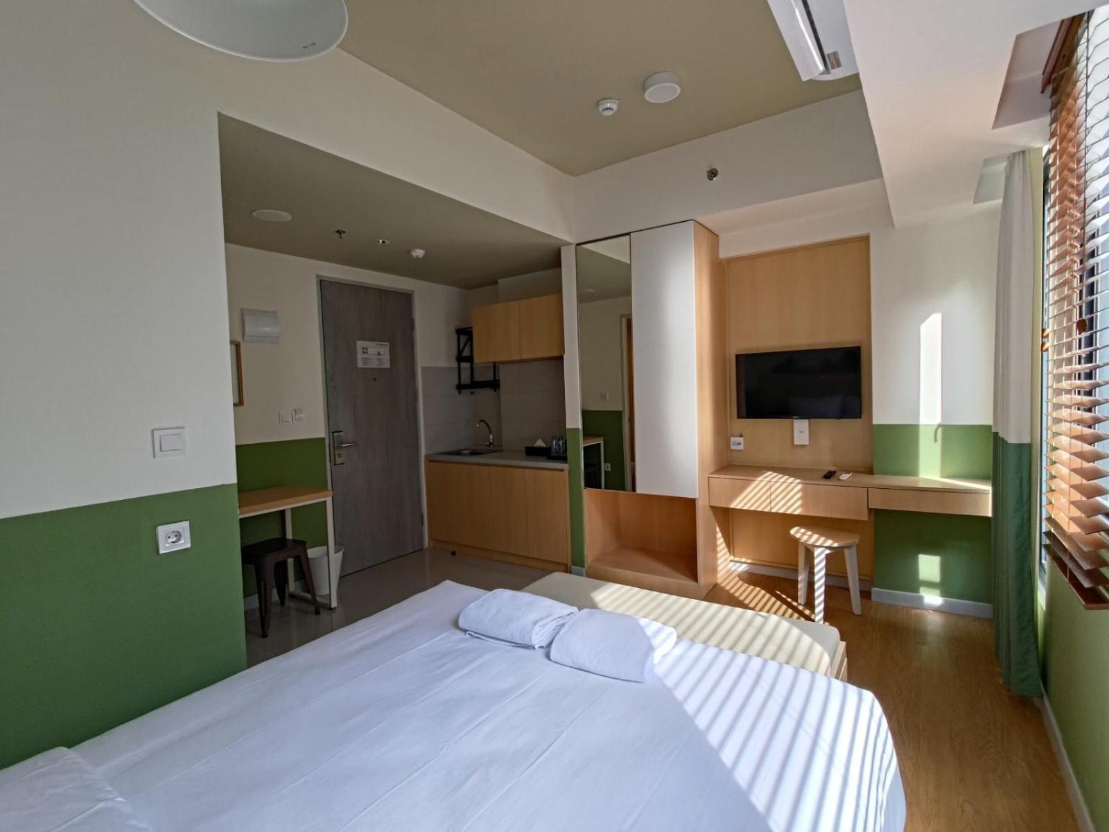טנגרנג Hotel Osaka Pik2 מראה חיצוני תמונה