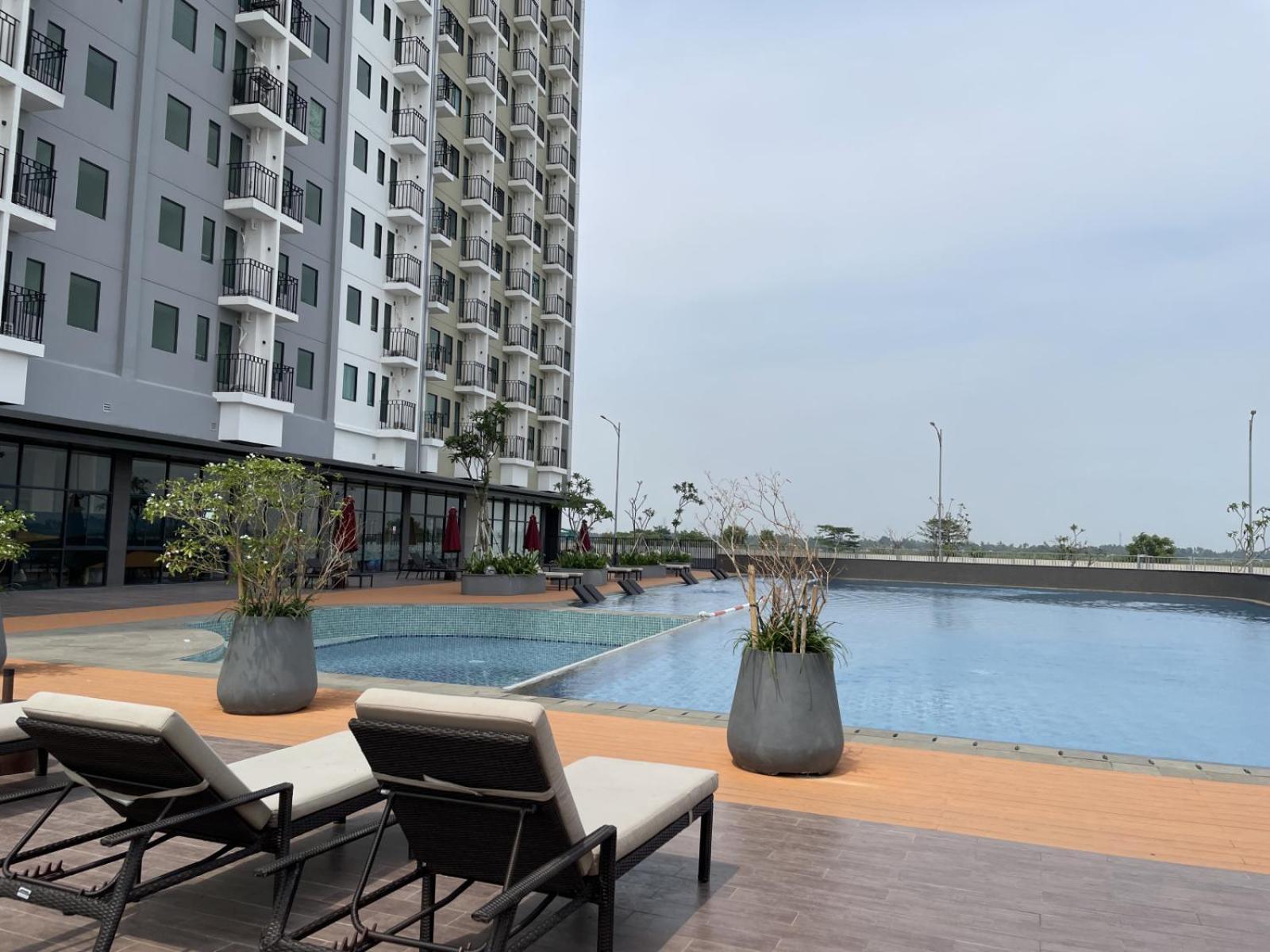 טנגרנג Hotel Osaka Pik2 מראה חיצוני תמונה